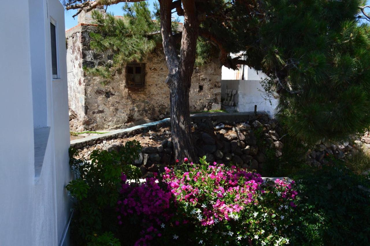 Cute Studio In Milos Tripiti Exterior photo