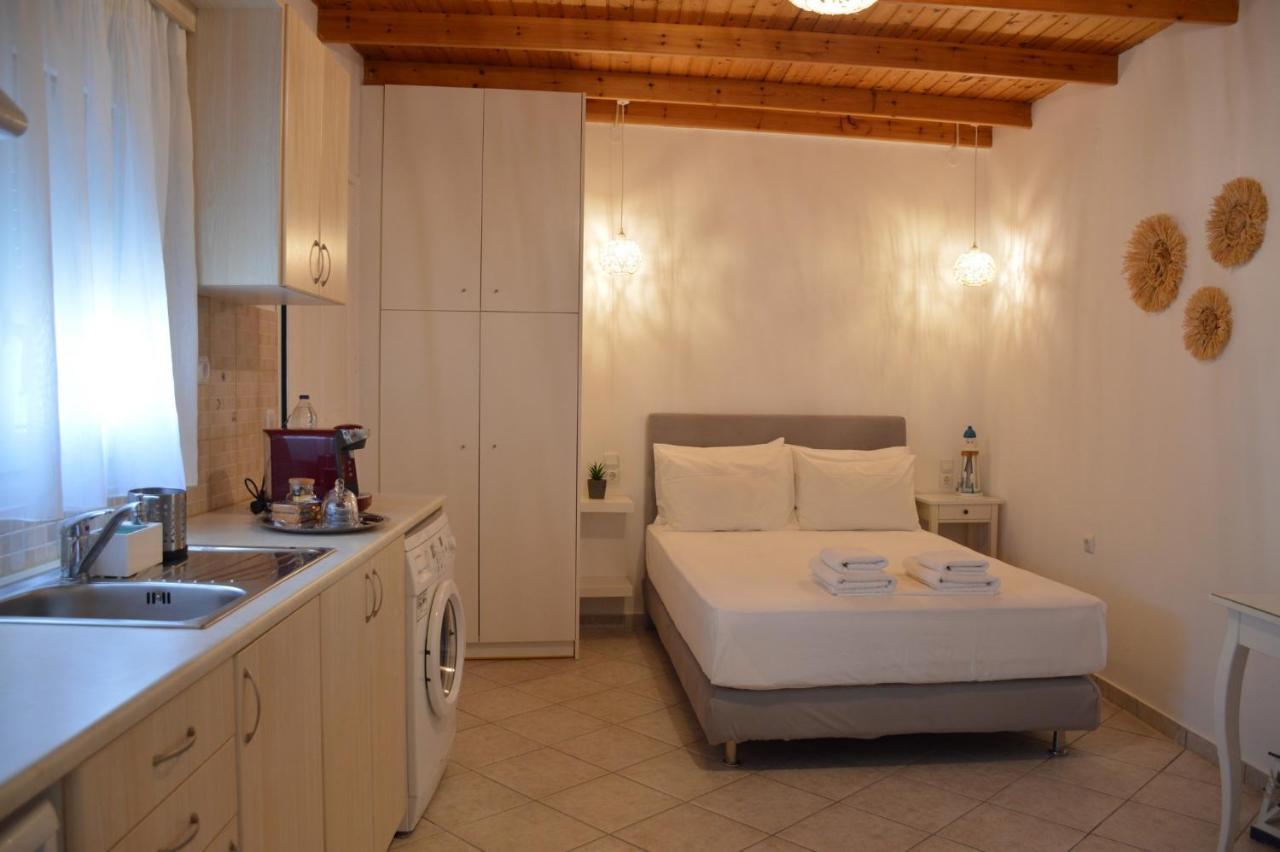 Cute Studio In Milos Tripiti Exterior photo